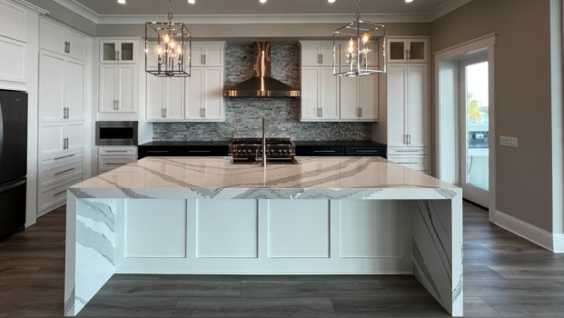 5300 sq ft 3-story custom built waterfront home - open kitchen